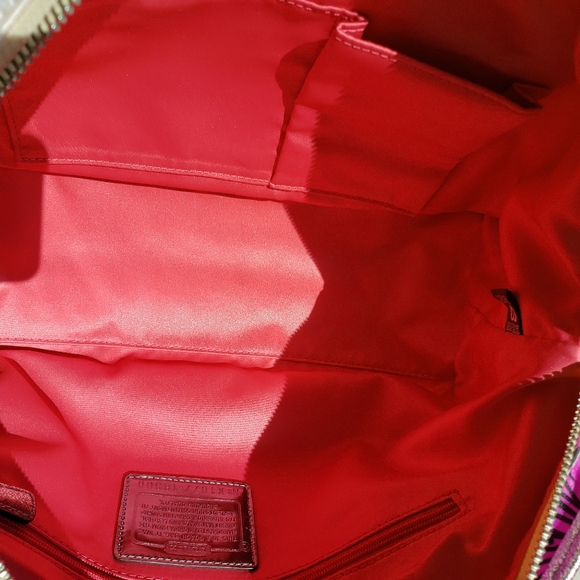 Coach Poppy Petal Print Lurex Rocker Hand Bag Crossbody Bag Strap #16308 NWT - Picture 6 of 16